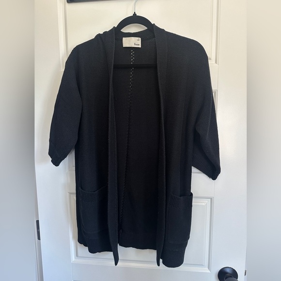 Wilfred Sweaters - Wilfred Free Charcoal Black Knit Cardigan